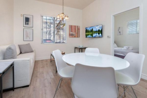 Sophisticated 1-Bedroom Apt with Outdoor Patio
